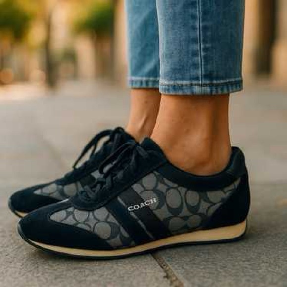 Coach Women's Signature C Kelson Sneakers - Picture 1 of 3